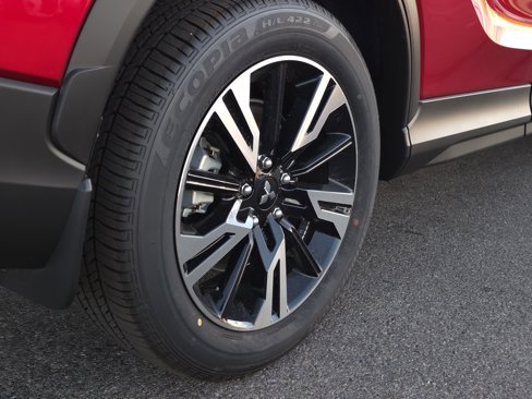 New 2026 Mitsubishi Eclipse Cross SE image 5