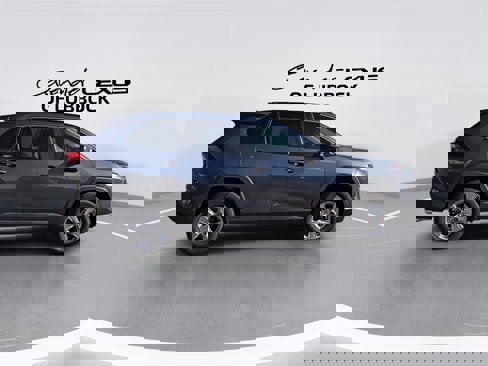 Used 2025 Toyota RAV4 LE image 9