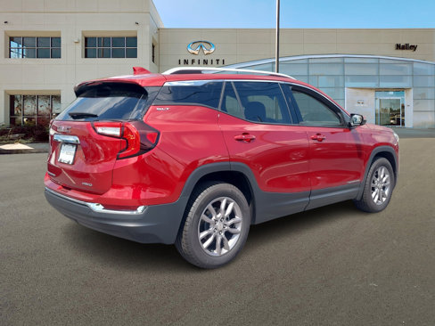 Used 2024 GMC Terrain SLT image 6