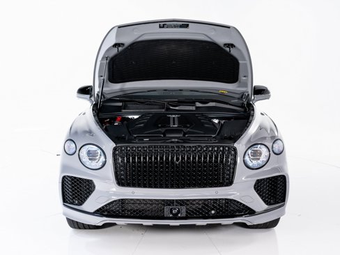 Certified 2024 Bentley Bentayga Extended Wheelbase image 46