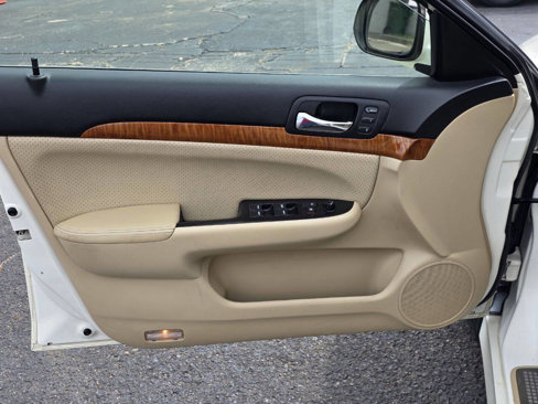 Used 2008 Acura TSX w/ Navigation image 9