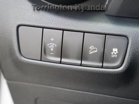 Certified 2023 Hyundai Kona SEL image 20