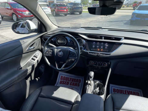 Used 2023 Buick Encore GX Essence w/ Advanced Technology Package image 2