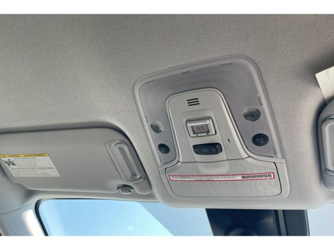 Used 2022 Toyota Prius Prime XLE image 22