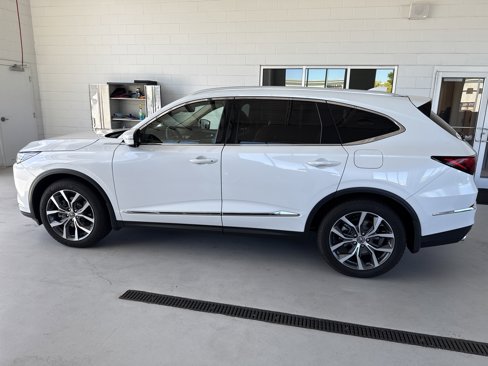 Used 2022 Acura MDX FWD w/ Technology Package image 3
