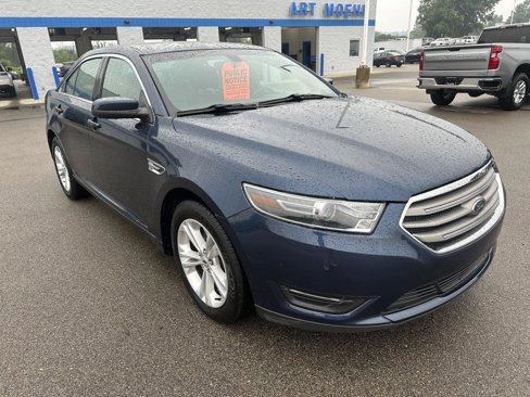 Used 2017 Ford Taurus SEL w/ Equipment Group 201A image 10