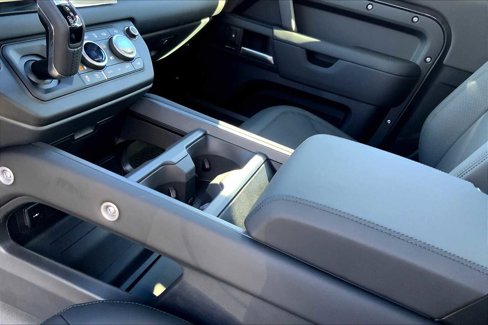 New 2025 Land Rover Defender 90 S image 10