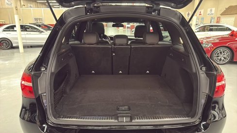 Used 2018 Mercedes-Benz GLC 300 w/ Premium Package image 18
