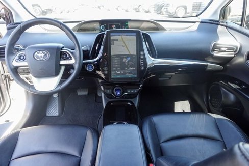 Certified 2017 Toyota Prius Prime Premium image 3