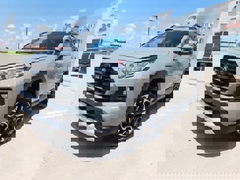Used 2021 Toyota RAV4 Adventure image 3