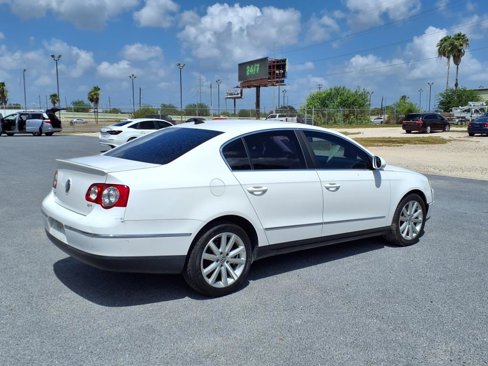 Used 2010 Volkswagen Passat Komfort image 8