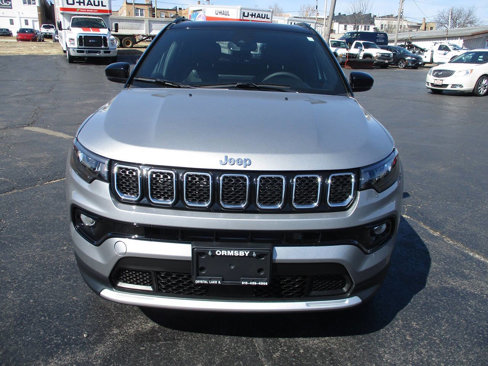 Used 2023 Jeep Compass Limited w/ Sun and Sound Group image 2