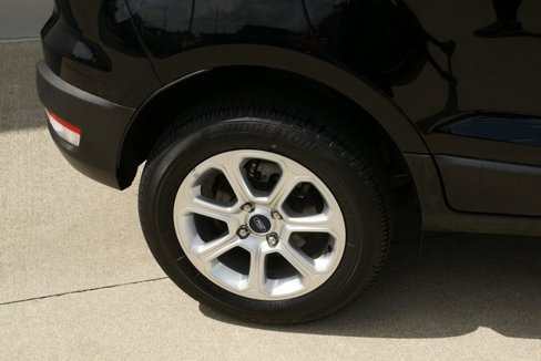 Used 2018 Ford EcoSport SE image 8