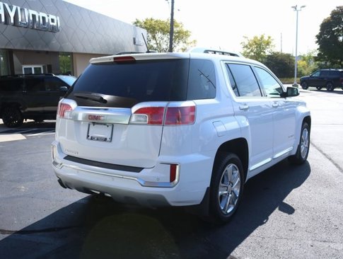 Used 2017 GMC Terrain Denali image 3
