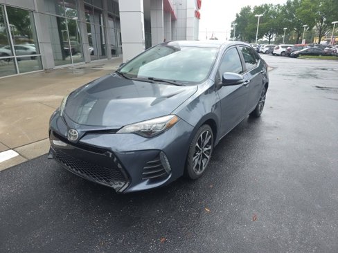 Used 2019 Toyota Corolla XSE image 3