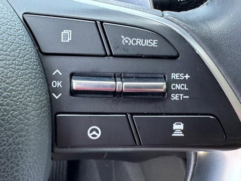 Used 2022 Hyundai Sonata Limited image 22
