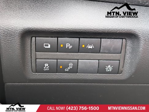 Used 2020 Nissan Kicks S image 12