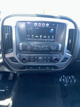 Used 2018 GMC Sierra 1500 SLT image 28