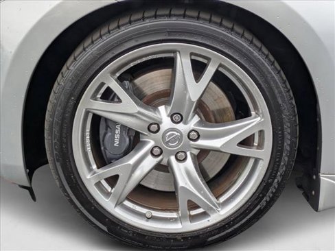 Used 2012 Nissan 370Z Touring image 21