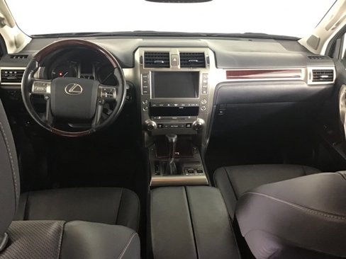 Used 2019 Lexus GX 460 image 13