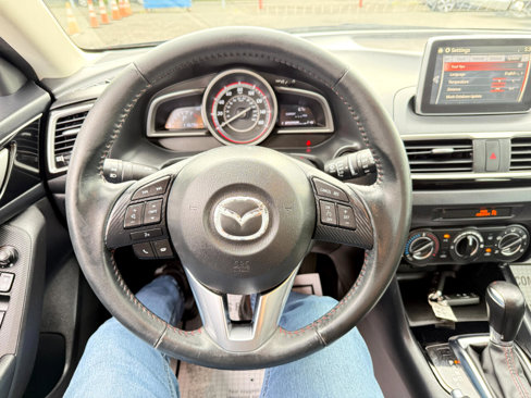 Used 2015 MAZDA MAZDA3 i Touring image 60