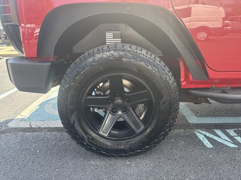 Used 2010 Jeep Wrangler Unlimited Sport image 4