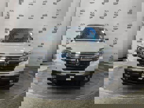 Used 2017 Honda Ridgeline RTL-T image 8