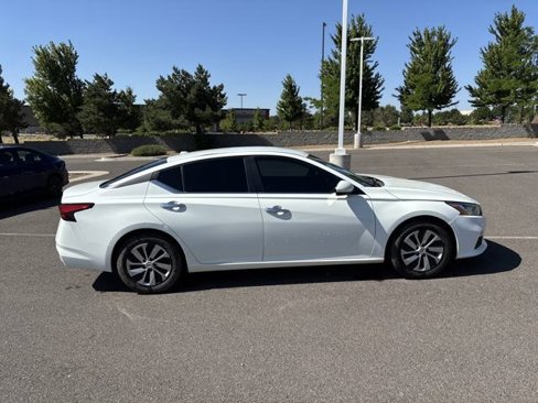 Used 2020 Nissan Altima 2.5 S image 2