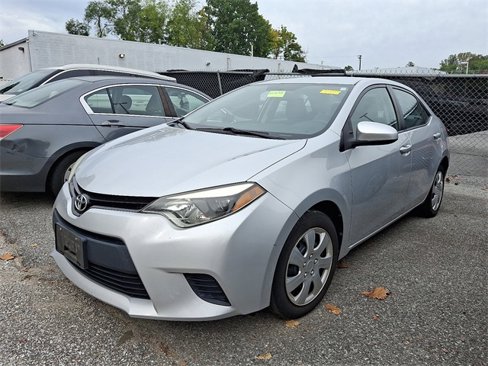 Used 2014 Toyota Corolla L image 2