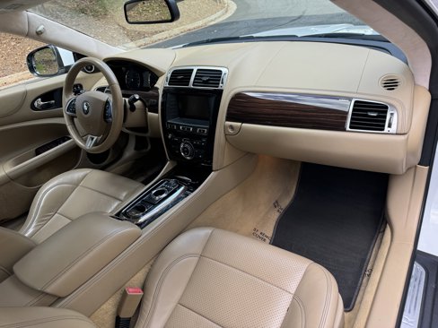 Used 2014 Jaguar XK Coupe image 15
