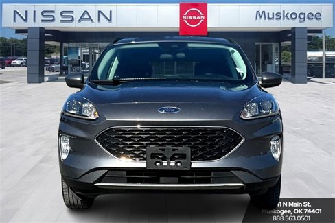 Used 2022 Ford Escape SEL image 2