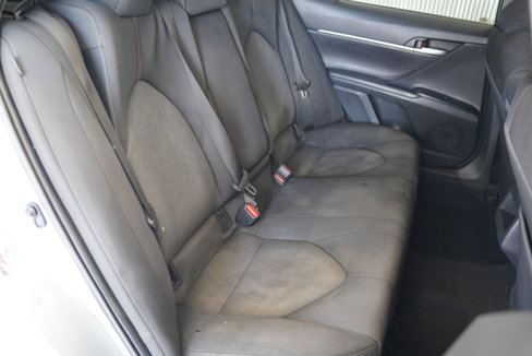 Used 2018 Toyota Camry LE image 38