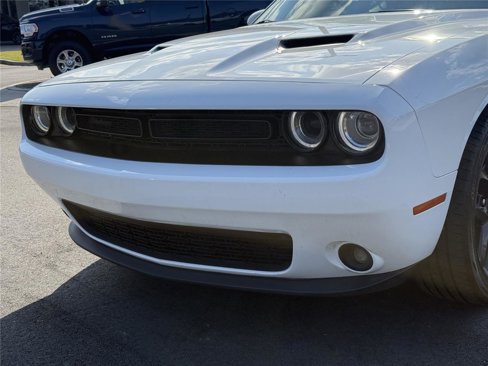 Used 2022 Dodge Challenger SXT w/ Blacktop Package image 25