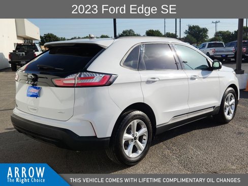 Used 2023 Ford Edge SE image 13