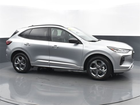 Used 2024 Ford Escape ST-Line image 2