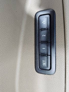 Used 2015 Chevrolet Suburban LTZ image 28