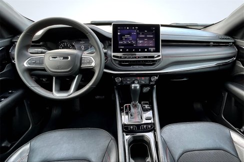 Used 2023 Jeep Compass Trailhawk image 16