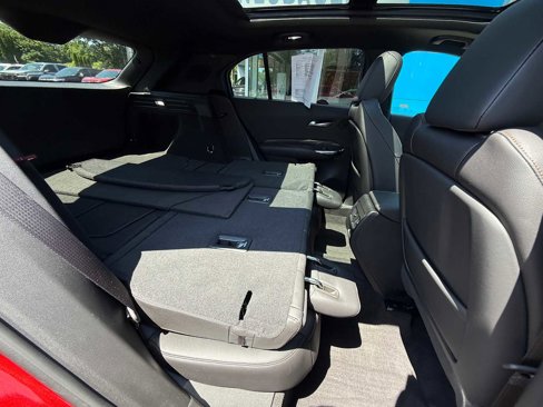 Used 2023 Cadillac XT4 Sport image 32