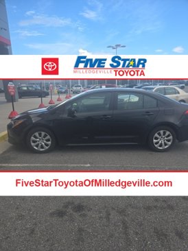 Used 2024 Toyota Corolla LE image 1