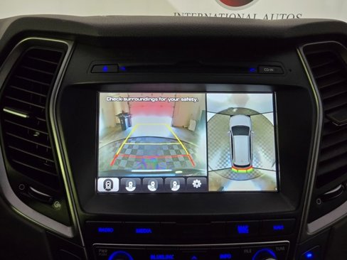Used 2017 Hyundai Santa Fe Limited image 16