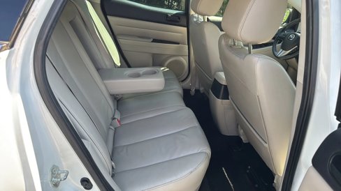 Used 2011 MAZDA CX-7 s Touring w/ Technology Pkg image 13