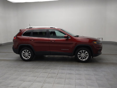Used 2019 Jeep Cherokee Latitude w/ Cold Weather Group image 11