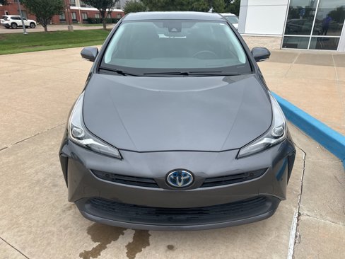 Used 2019 Toyota Prius image 3