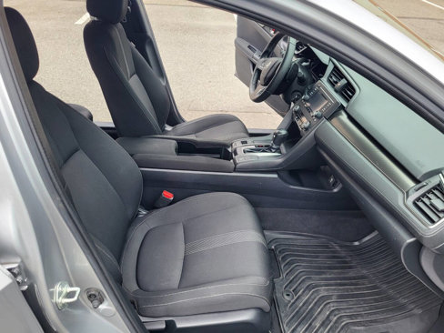 Used 2018 Honda Civic Sport image 11