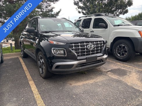 Used 2022 Hyundai Venue SEL image 1