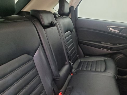 Used 2024 Ford Edge SEL image 19