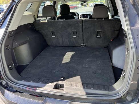 Certified 2022 GMC Terrain SLE w/ Driver Convenience Package image 11