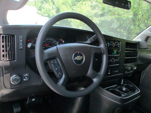 Used 2023 Chevrolet Express 2500 w/ Driver Convenience Package image 7