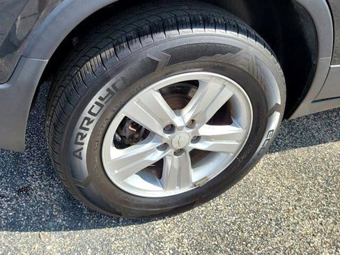 Used 2017 Chevrolet Trax LT w/ Sun & Sound Package image 5