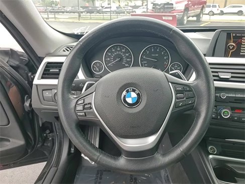 Used 2014 BMW 328i Gran Turismo xDrive image 12